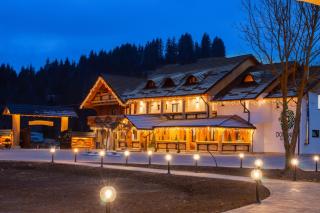 DOMENIUL NORDULUI BUCOVlNA - Vama - 2