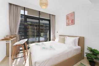 Premium Studio in Azizi Riviera - 6