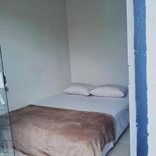 Independent suite obs aluguel apenas do comodo independente não consigo alterar a informacão casa de 1 quarto é automática da plataforma - Matinhos - 9
