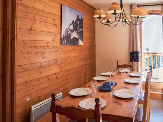 Chalet confortable à Val Thorens, 50m des pistes, 8 pers., cheminée, parking, local à skis - FR-1-637-80 - Val Thorens - 8