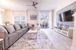 Cozy 5 Bed Home with Private Pool Champions Gate - Kissimmee - 3