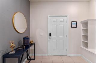 117 JW - Luxury 5BR Townhome Private Pool & Resort Fun - 2