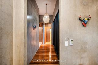 Steps to the Main Surf Break - 3 Bedroom House - Refundores - 1
