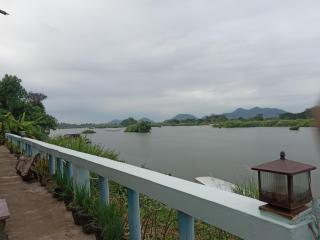 Sunset bar bungalows - 1