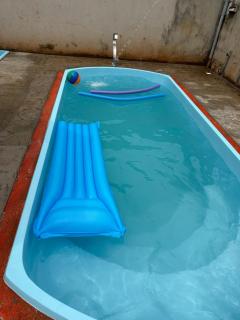 Casa com dois quartos e piscina em mineiros - Mineiros - 2