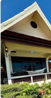 Beach house steps from the sea - Ban Bang Po - 0