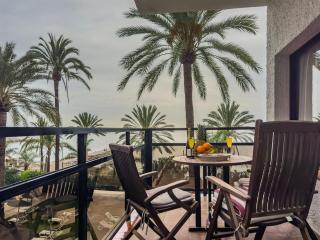 Skol 232C 1 Bedroom Corner Skol Marbella Center Front Line Beach - Marbella - 9