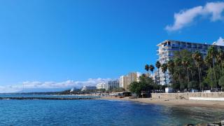 Skol 232C 1 Bedroom Corner Skol Marbella Center Front Line Beach - Marbella - 0