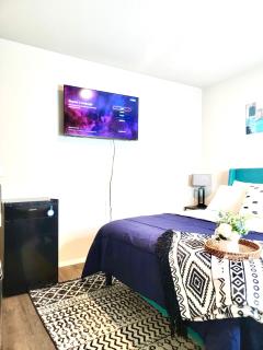 A luxuriously furnished private room in a brand new home - Broken Arrow - 1