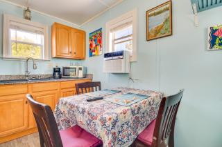 Studio about 5 Mi to Waveland Beach and Pier! - 5