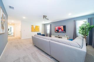 2040MA VILLA 7 BED/6.5 BA (SANITIZED) - Kissimmee - 1