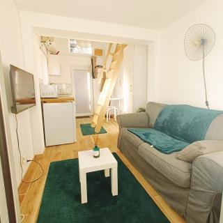 Nest- Tiny house avec Jardin, proche gare, Luxembourg-Metz - - 0