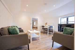 Uxbridge Home 1 bed flat - 6