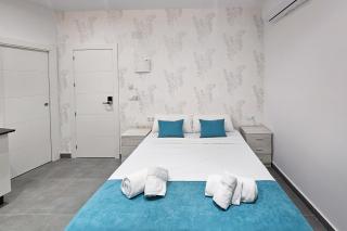 Ro's Lil Suites - Alicante - 2