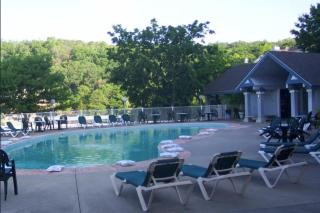 Spacious 3 BR Ozark Penthouse - Four Seasons - 0