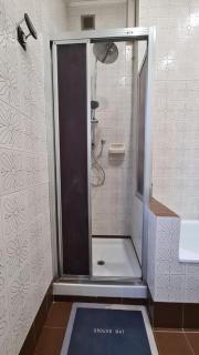 Dock Bay Lodge Hostello - Trieste - 1