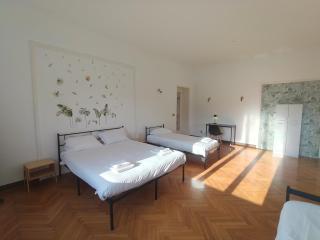 Dock Bay Lodge Hostello - Trieste - 0