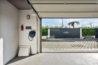 Private Front Beach Villa with garden and garage - Antibes - 4