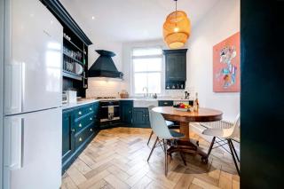 Made in Chelsea- 2 bed by Out of Office Lifestyle - Londra - 9