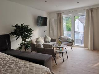 modernes stilvoll eingerichtetes Appartement - 9