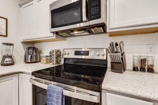 The Peakside Retreat - Elliptical - Desk - 2