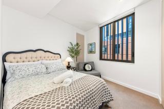 Urban Bliss 2BR Abode - Luxury丨Comfort丨Parking - Sidney - 6