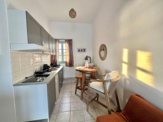 Bracciera Lipsi Apts 2 - 9