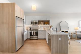 The Celestia - Luxury Waterfront Condo near NYC - Jersey City - 4
