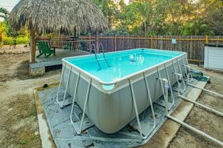 2 Coco Locos at Sunset - Seine Bight Village - 9