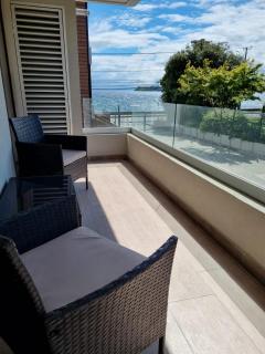 HOM I Acogedor Dpto 2D2B Frente al Lago Parking - Puerto Varas - 0