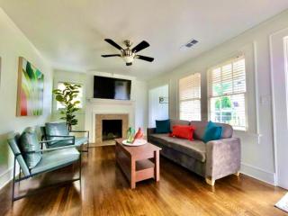 Exquisite 4Bedroom Home-sleep 14 - Atlanta - 5