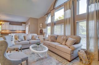 Spacious Home Near Norfork Lake with Wraparound Deck - Mountain Home - 0