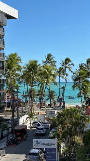 Apto na Melhor Localização da Praia de Ponta Verde na Quadra da Cadeira Gigante - Maceió - 0