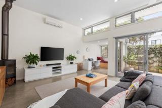 Relax by the River Barwon Heads Coastal Escape - Barwon Heads - 4