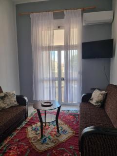 Charming Terrace Apartment - Tirana - 4