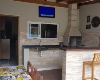 Reveillon Minimo de 4 diárias - Casa na Praia localizada no centro da cidade com piscina e churrasqueira - Bertioga - 1