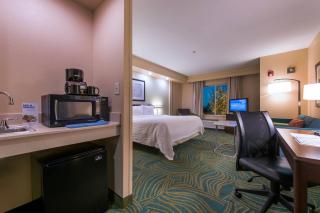 SpringHill Suites Devens Common Center - Devens - 4