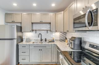 2 Mi to University of Louisville Apt with Fire Pit! - 3