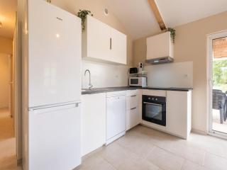 Charming House in Hautefort with Pool & Nature - Hautefort - 5