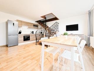 Tolstov Apartments - 4 Room Maisonette Apartment - 25 min Messe DUS - Duisburgo - 0