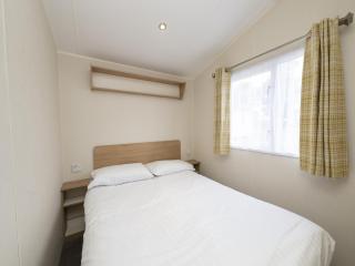 Suncrest Caravan by Belvilla - Looe - 8
