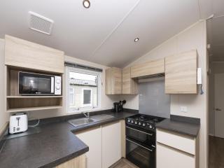 Sunrise Caravan by Belvilla - Looe - 1