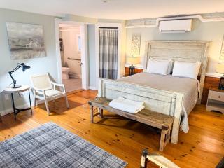 The Black Walnut Inn - 9