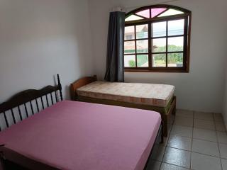 Casa grande na Praia da Ferrugem, ótima localização! - Garopaba - 6