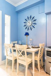 Chic Condo with Pool Near Airport-2 to 7 guest - Sudtungan - 6