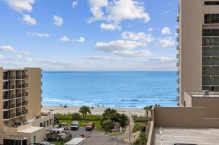 Wow! Oceanview 3 bedroom condo! Pool & balcony - Myrtle Beach - 6