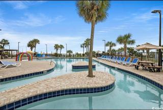 Wow! Oceanview 3 bedroom condo! Pool & balcony - Myrtle Beach - 9