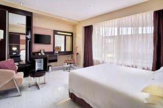 Protea Hotel by Marriott Kampala Skyz - Kampala - 4