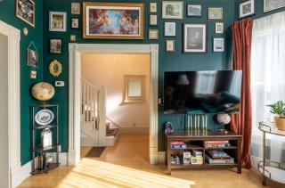 Victorian House-30 mins to Napa & SF, Free Pets! - Crockett - 1