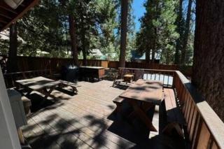 Spacious Tahoe Hot Tub and Beach - 6